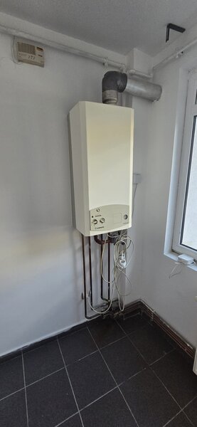 Dristor- metrou, etajul 1-stradal, ideal office, cabinet,